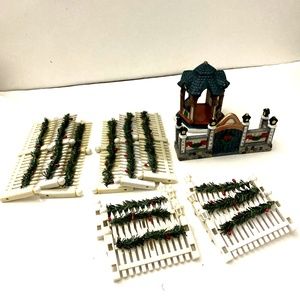 1 Set Christmas Village Gazebo, Gate and Fences Collectible Figurine
